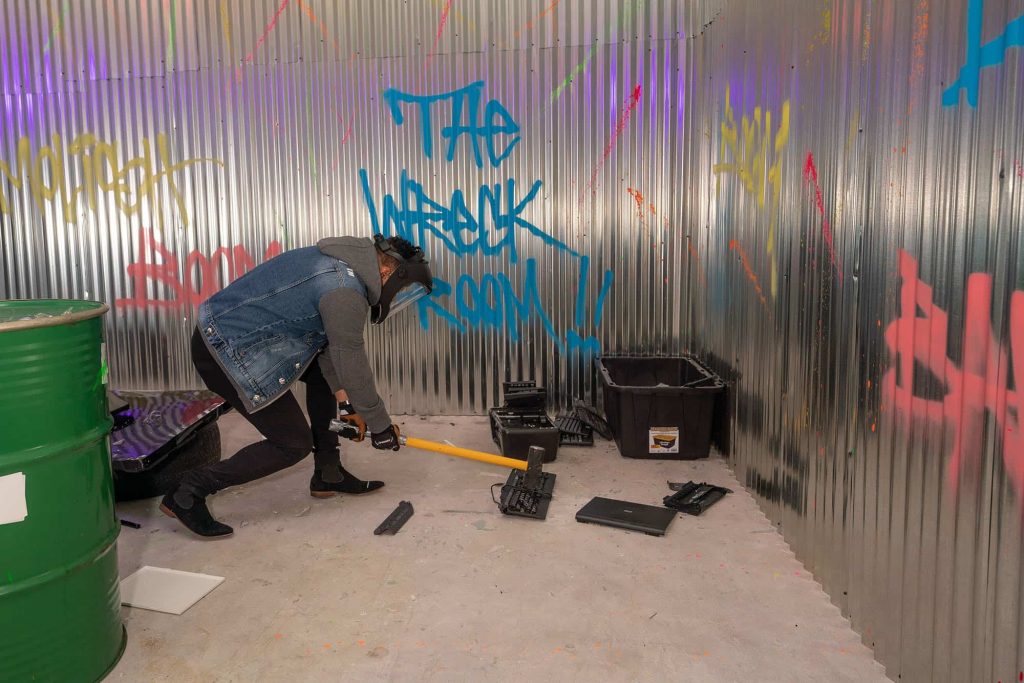 Chicago area Axe Throwing Company Team Building Events